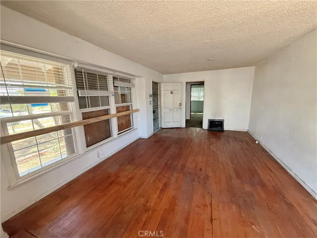 1718 W 109th, Los Angeles, California 90047
