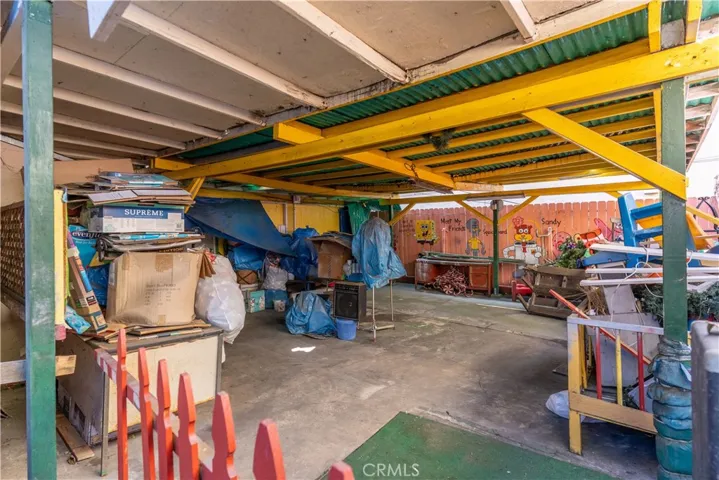4452 Rosewood Avenue, Los Angeles, California 90004
