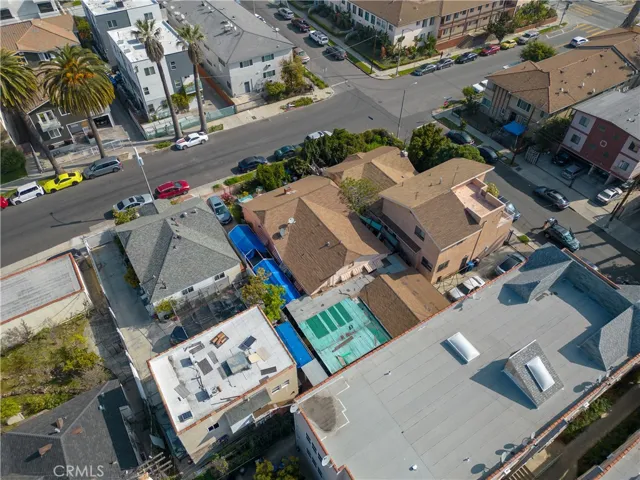 4452 Rosewood Avenue, Los Angeles, California 90004