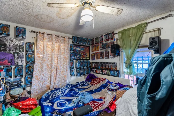 4452 Rosewood Avenue, Los Angeles, California 90004