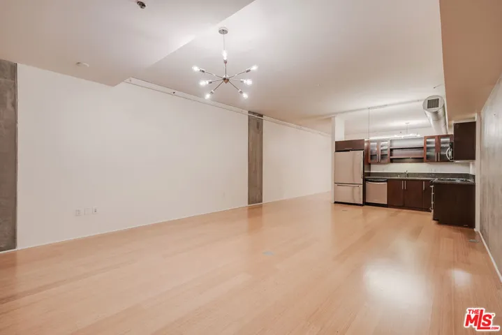1111 S Grand Avenue 1115, Los Angeles, California 90015