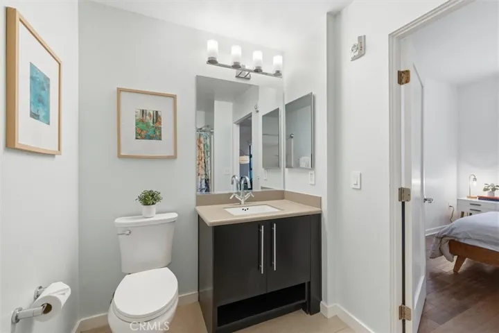 13045 Pacific Promenade 102, Playa Vista, California 90094