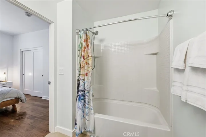 13045 Pacific Promenade 102, Playa Vista, California 90094