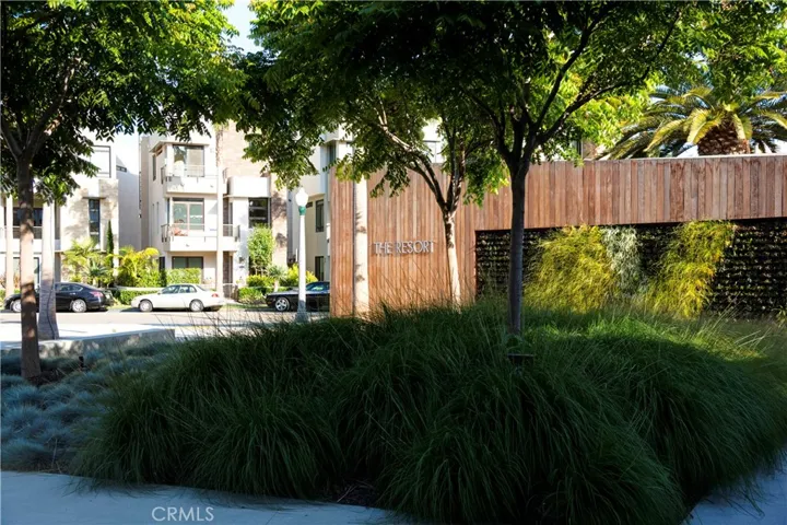 13045 Pacific Promenade 102, Playa Vista, California 90094