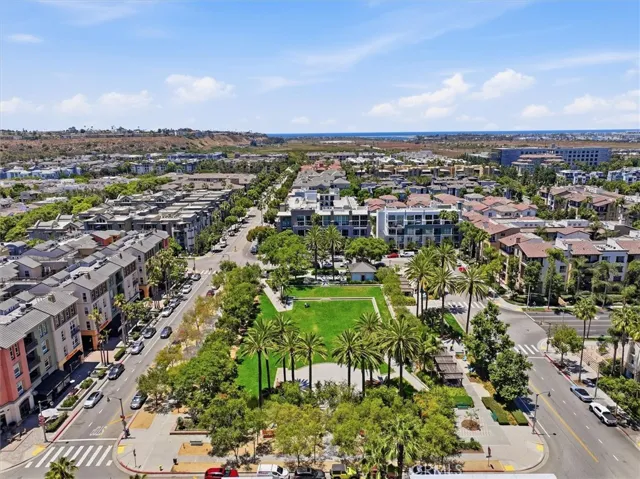 13045 Pacific Promenade 102, Playa Vista, California 90094