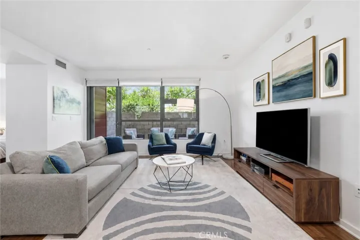 13045 Pacific Promenade 102, Playa Vista, California 90094