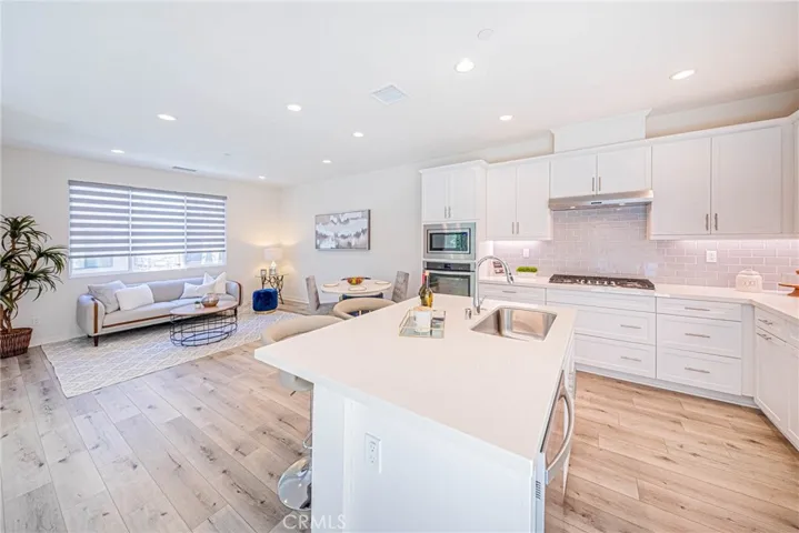 196 Terrapin, Irvine, California 92618