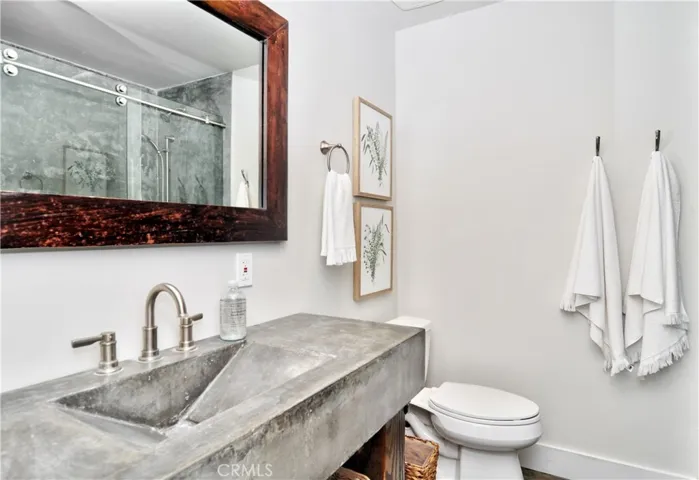 Secondary bathroom