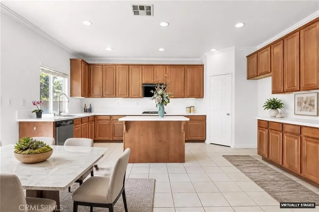 Virtual Staged Kitchen Virtual Staged Kitchen
