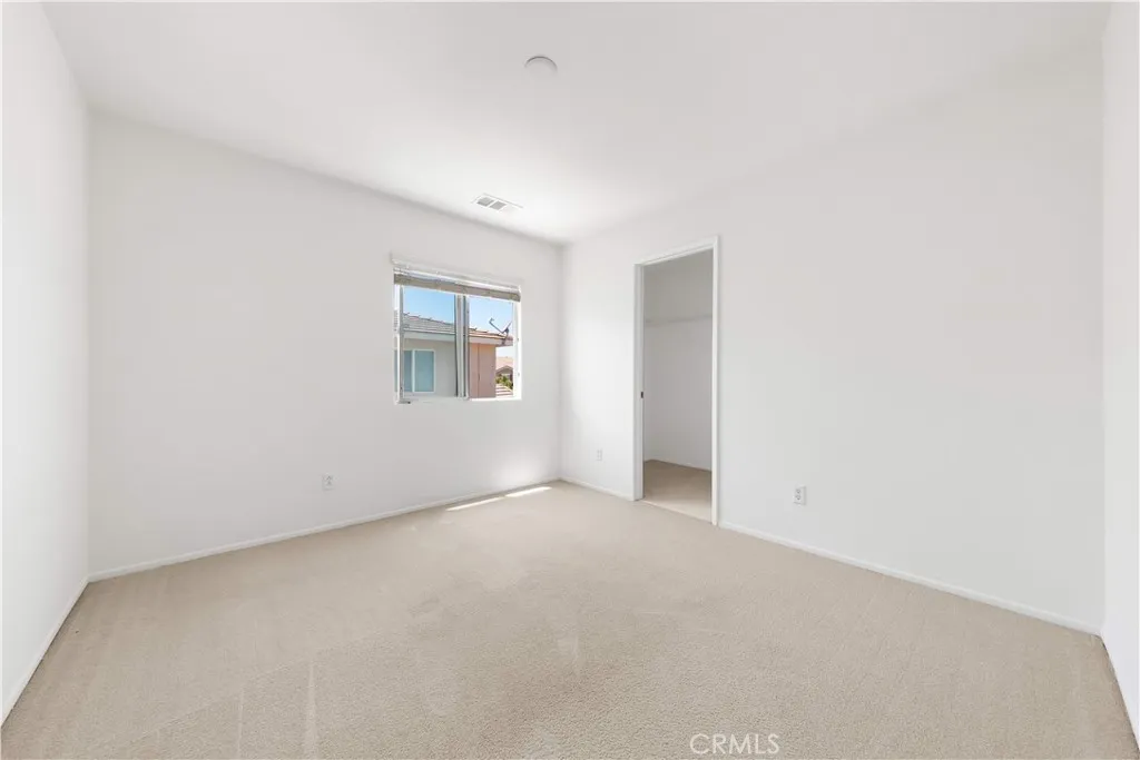 4th Room on 2nd Fl 4th Room on 2nd Fl