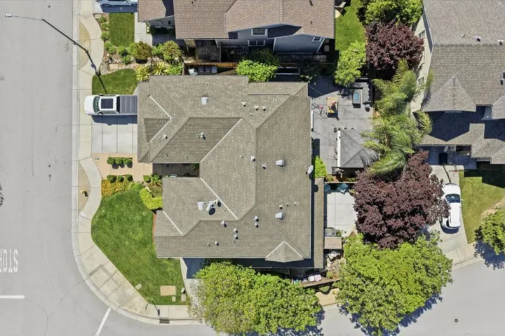 17765 Calle Hermosa, Morgan Hill, California 95037