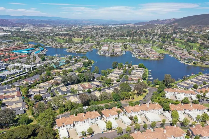 1940 Fairway Circle Drive, San Marcos, California 92078