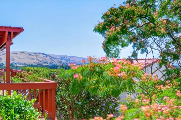 618 Skyway Drive, San Jose, California 95111