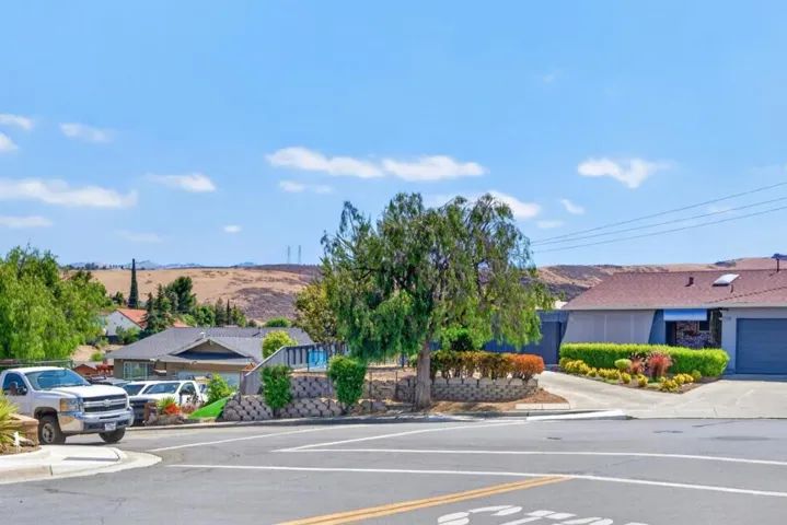 618 Skyway Drive, San Jose, California 95111