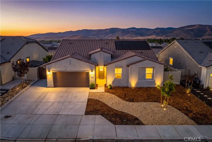 213 Cassano, Tehachapi, California 93561