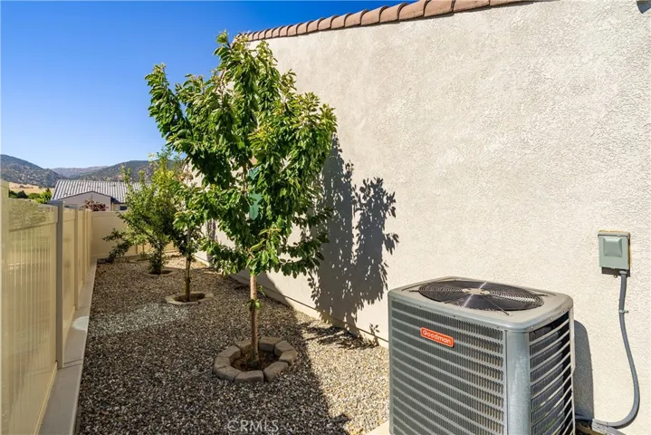 213 Cassano, Tehachapi, California 93561