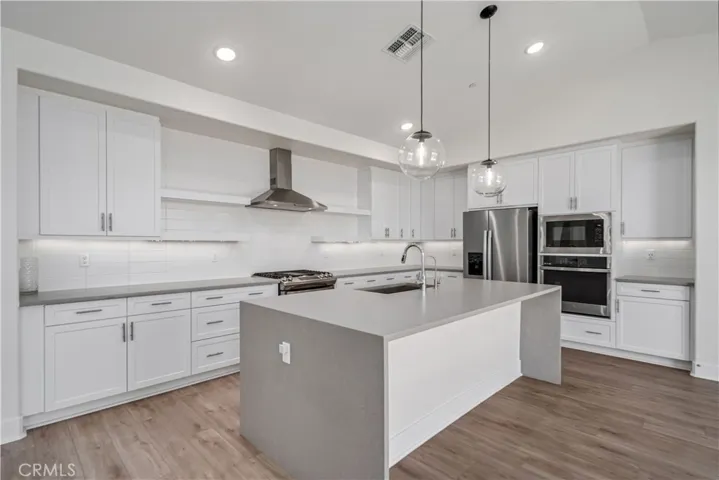 213 Cassano, Tehachapi, California 93561