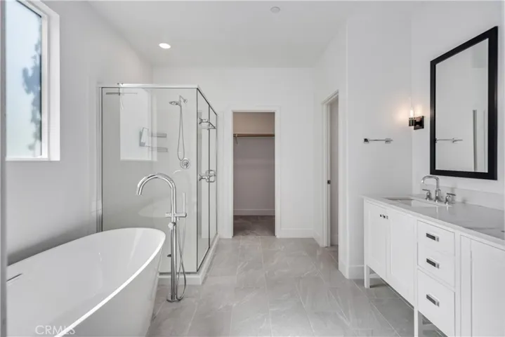 213 Cassano, Tehachapi, California 93561