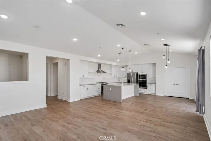 213 Cassano, Tehachapi, California 93561