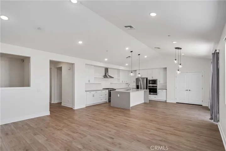 213 Cassano, Tehachapi, California 93561