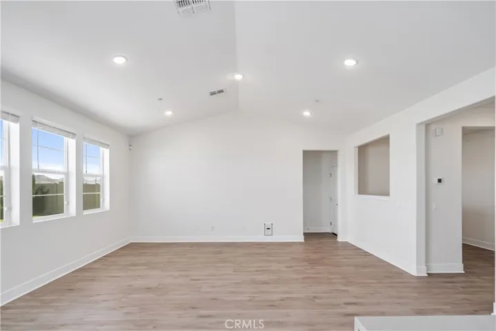 213 Cassano, Tehachapi, California 93561