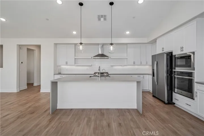 213 Cassano, Tehachapi, California 93561