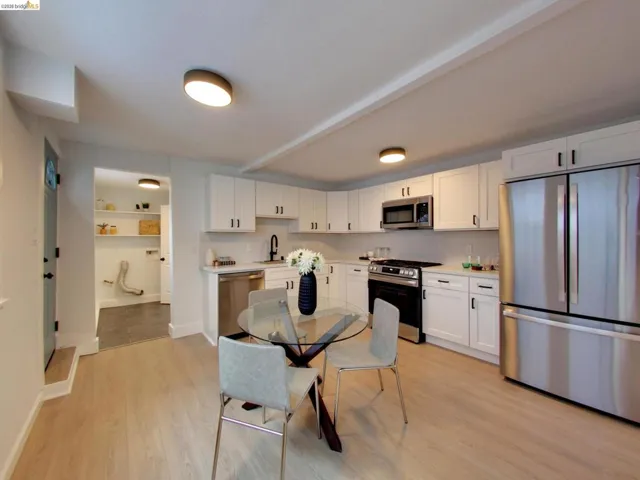 1442 1444 16th St, Oakland, California 94607-2917