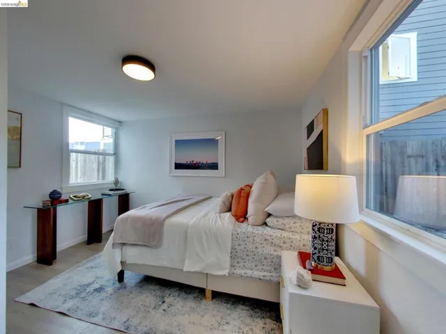 1442 1444 16th St, Oakland, California 94607-2917