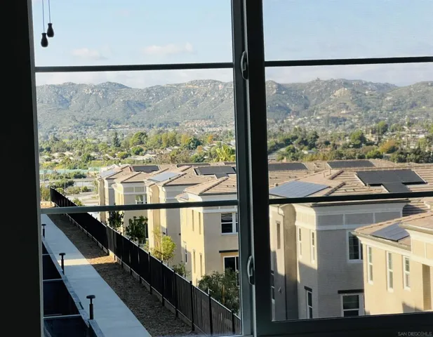 1216 Sunrise Vw 104, San Marcos, California 92078