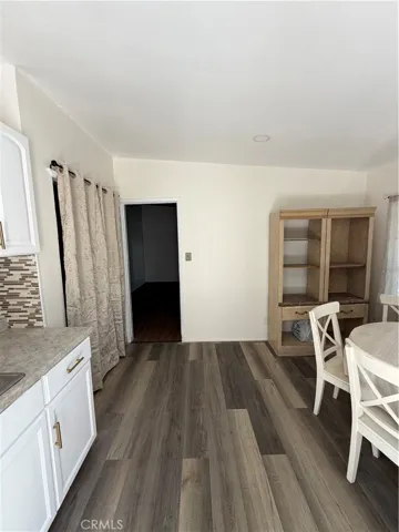 1369 Volney, Los Angeles, California 90063