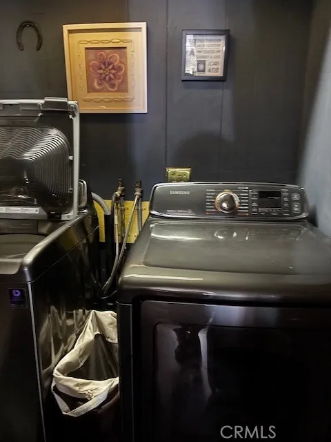LAUNDRY ROOM LAUNDRY ROOM