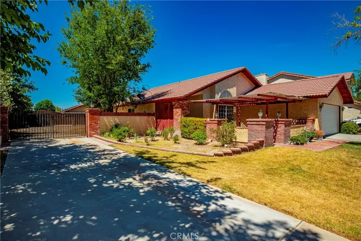 3327 Marilynn, Lancaster, California 93536