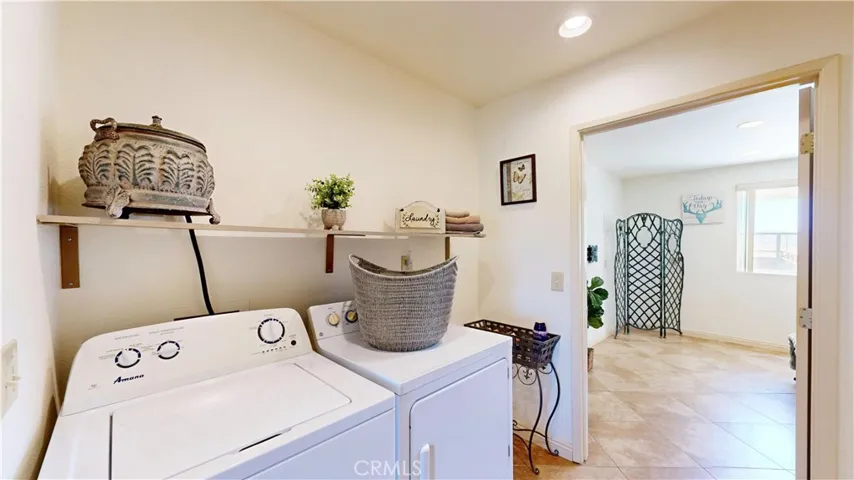 17850 Vista Del Lago, Riverside, California 92503
