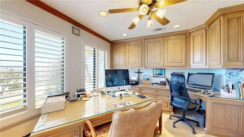 17850 Vista Del Lago, Riverside, California 92503