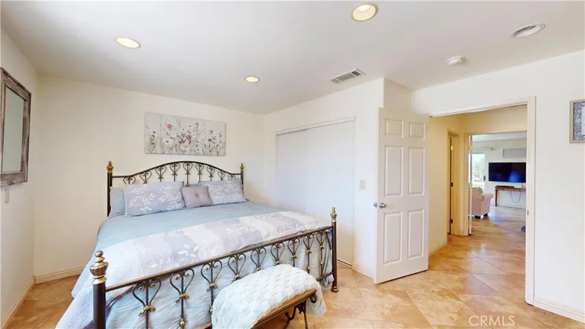 17850 Vista Del Lago, Riverside, California 92503