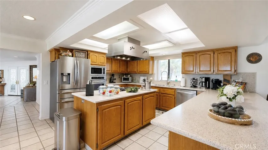 17850 Vista Del Lago, Riverside, California 92503