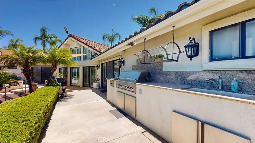 17850 Vista Del Lago, Riverside, California 92503