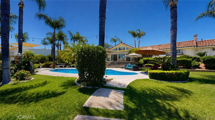 17850 Vista Del Lago, Riverside, California 92503