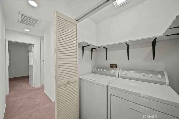 Washer & Dryer upstairs included!