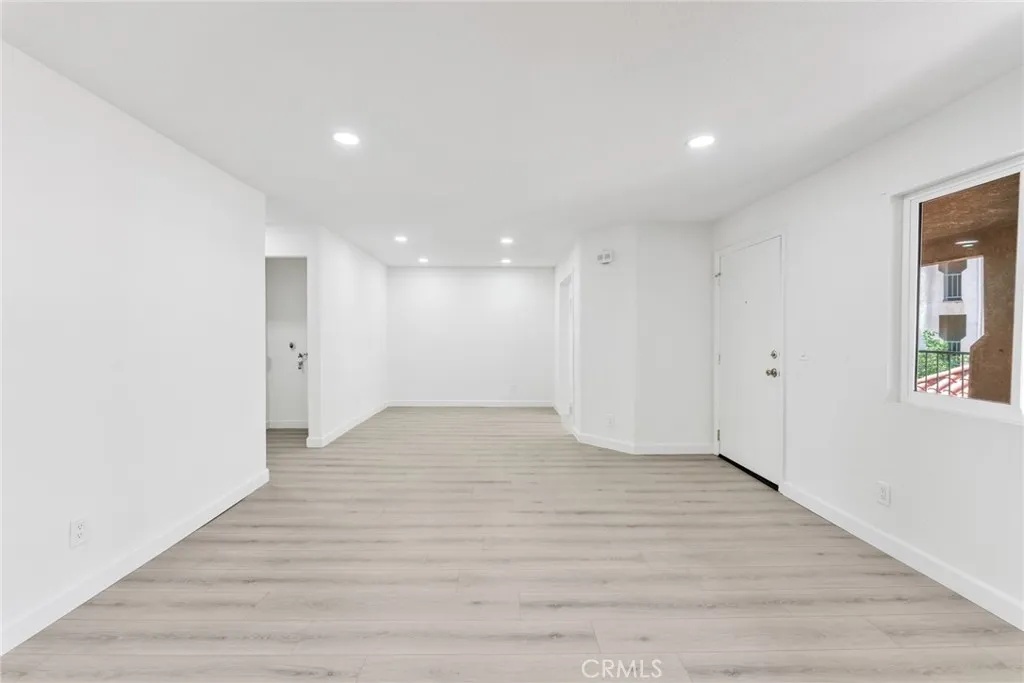 6100 Rugby, Huntington Park, California 90255 — photo 5