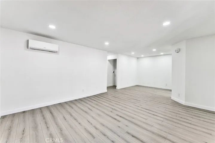 6100 Rugby, Huntington Park, California 90255