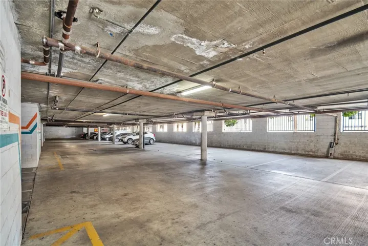 6100 Rugby, Huntington Park, California 90255