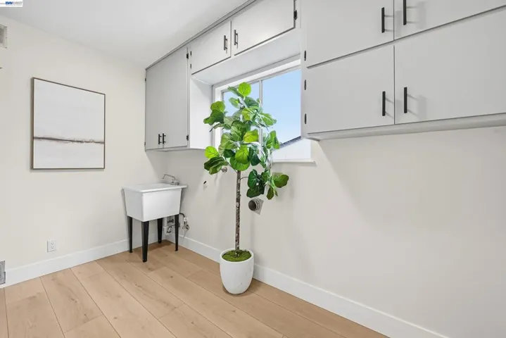 22 Garden Rd, Alameda, California 94502