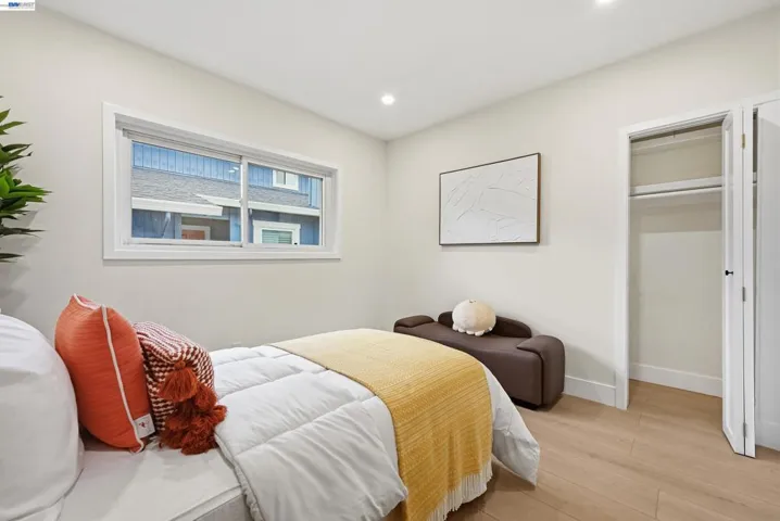22 Garden Rd, Alameda, California 94502