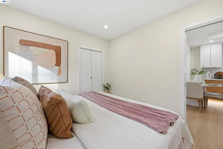 22 Garden Rd, Alameda, California 94502