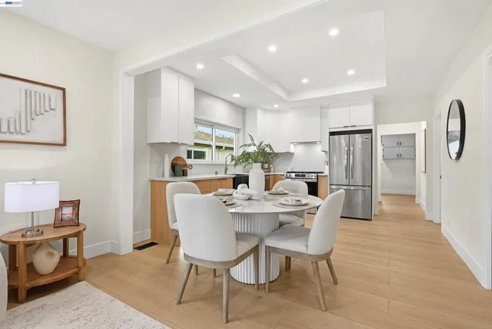 22 Garden Rd, Alameda, California 94502