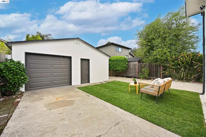 22 Garden Rd, Alameda, California 94502