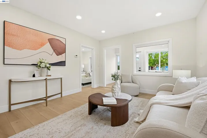 22 Garden Rd, Alameda, California 94502