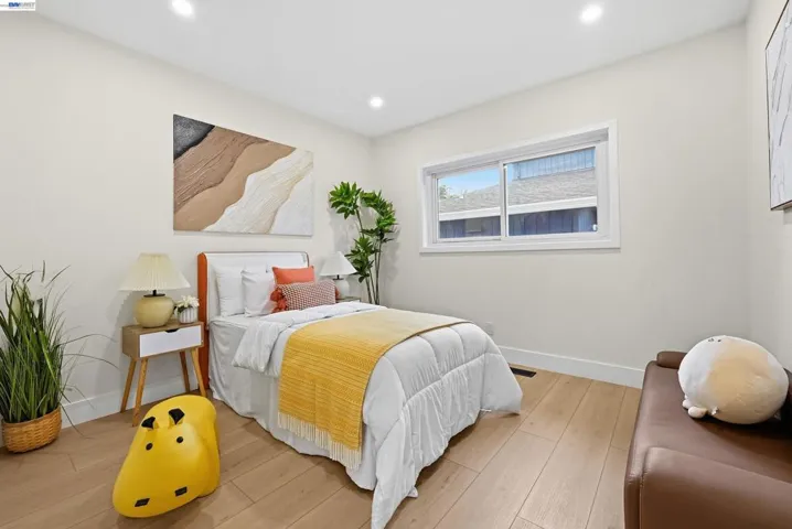 22 Garden Rd, Alameda, California 94502