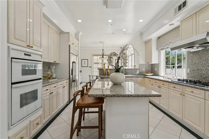 515 W Le Roy, Arcadia, California 91007